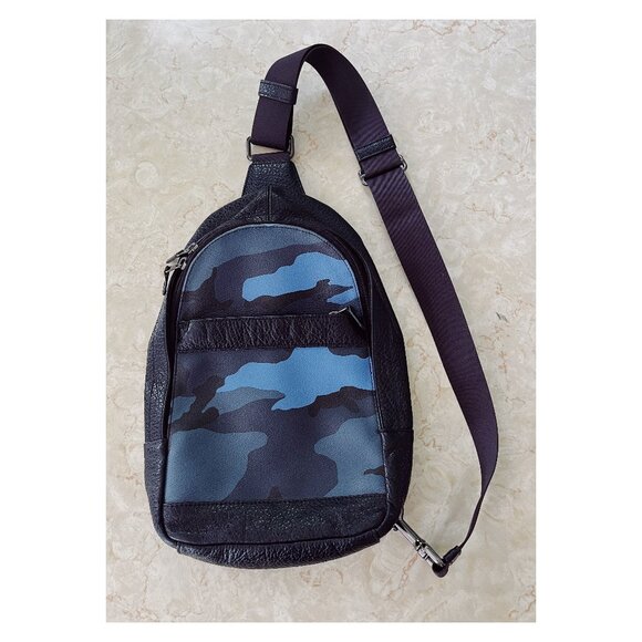 Coach Men's Charles Camo Sling Backpack Pebbled Leather and PVC Blue Camo - Picture 1 of 10
